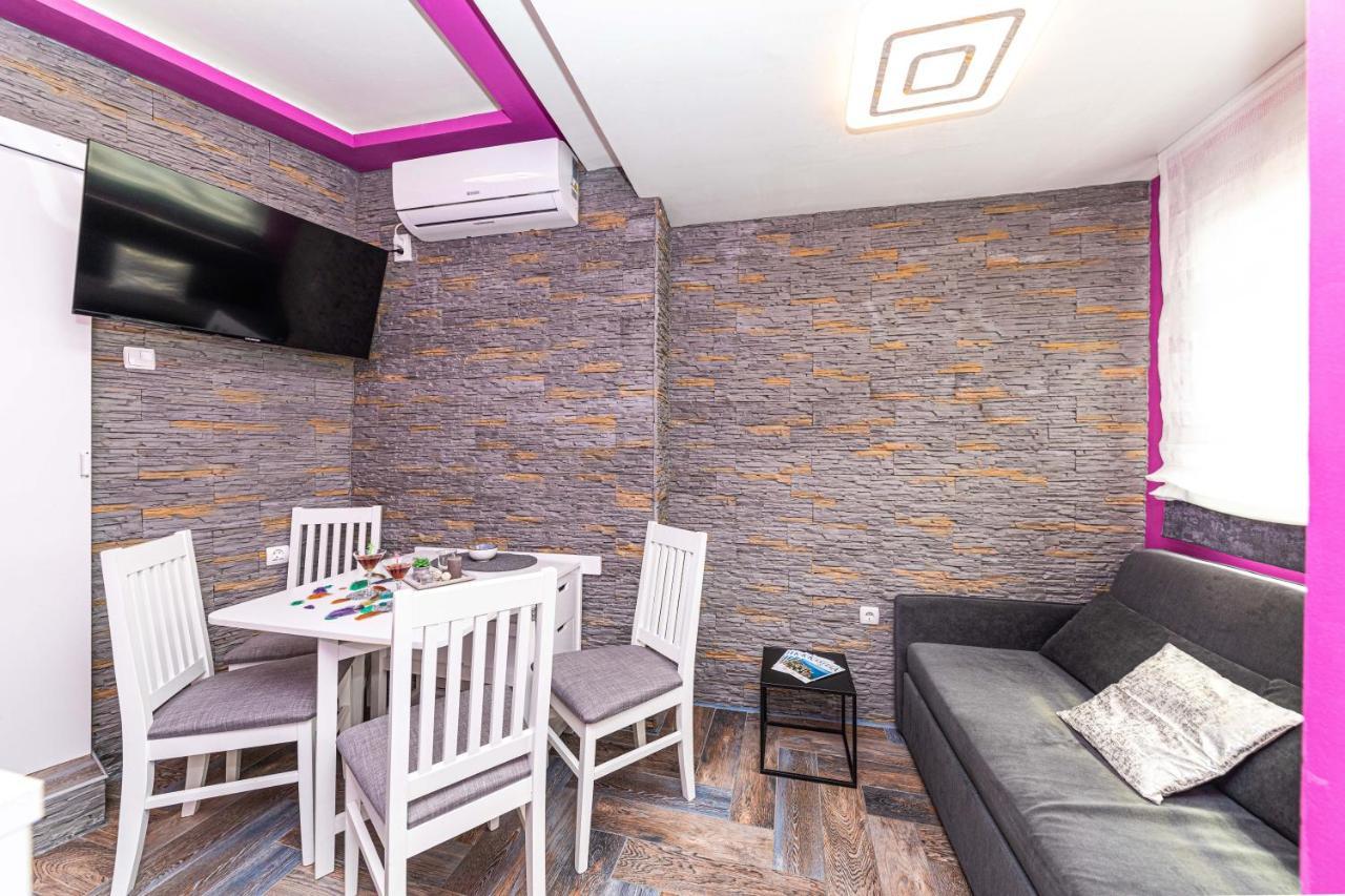 Apartments Keka คาชเตลา ภายนอก รูปภาพ